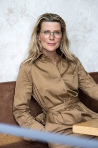 Ingrid R.