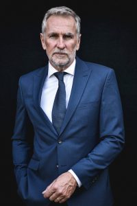 Simon S. Simon S.